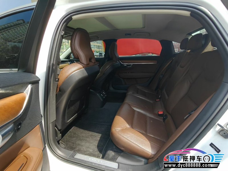 20年沃尔沃S90轿车抵押车出售