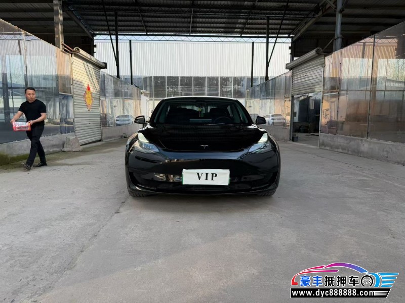 抵押车出售22年特斯拉MODEL 3轿车