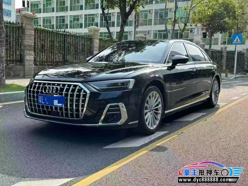20年奥迪A8轿车抵押车出售