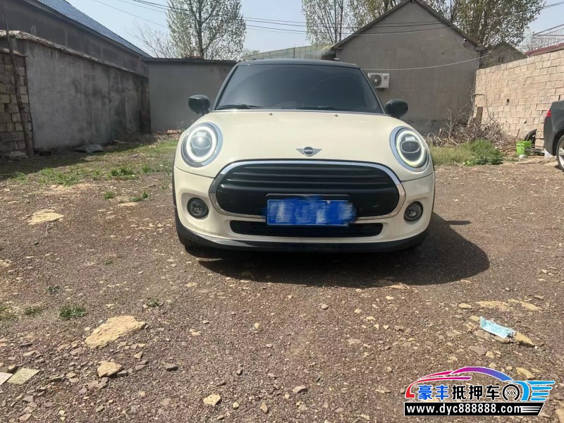 抵押车出售21年宝马MINI轿车