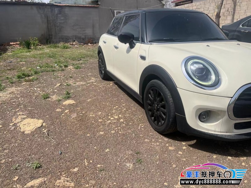 21年宝马MINI轿车抵押车出售
