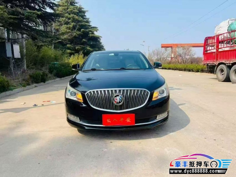 抵押车出售14年别克君越轿车