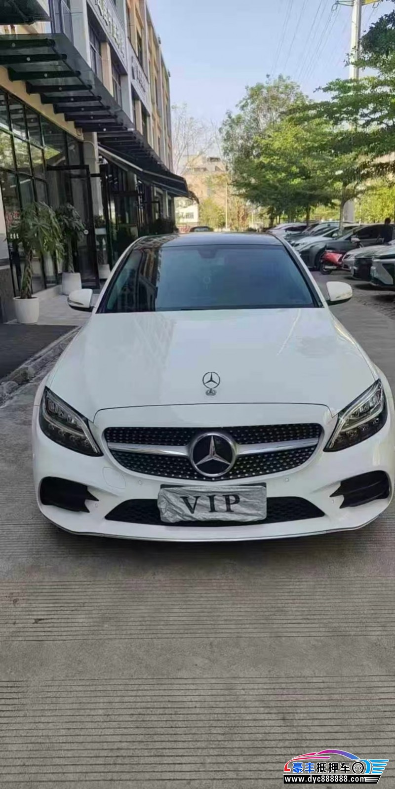 19年奔驰C轿车抵押车出售