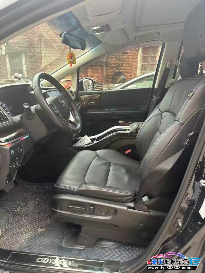 16年本田奥德赛轿车抵押车出售