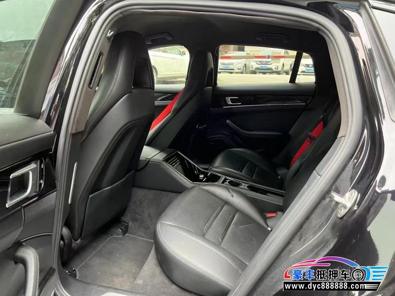 21年保时捷帕纳梅拉轿车抵押车出售