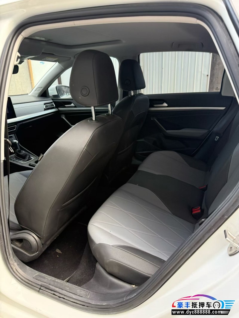 23年大众朗逸轿车抵押车出售