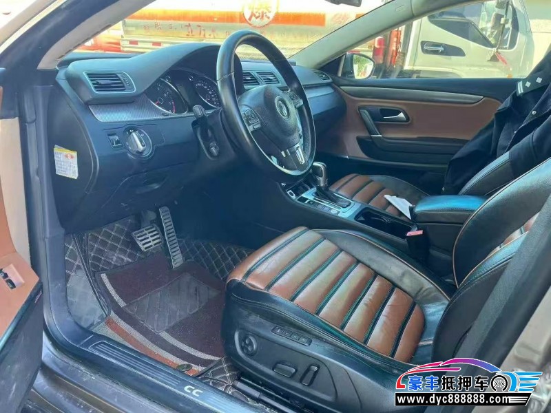 13年大众CC轿车抵押车出售