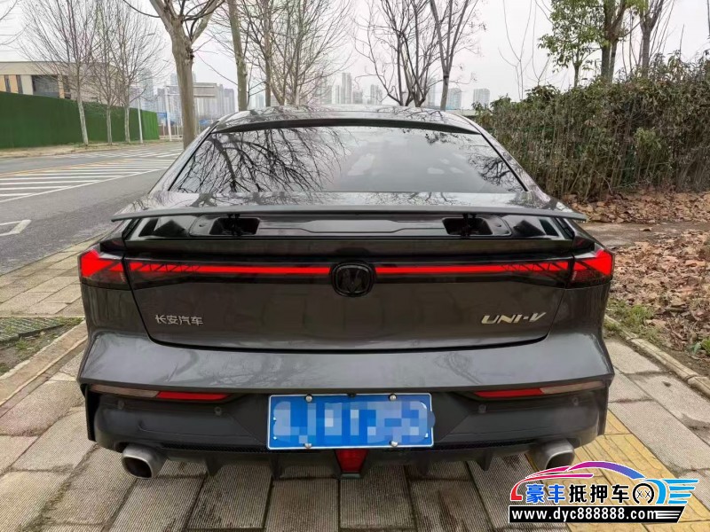 22年长安长安UNI轿车抵押车出售