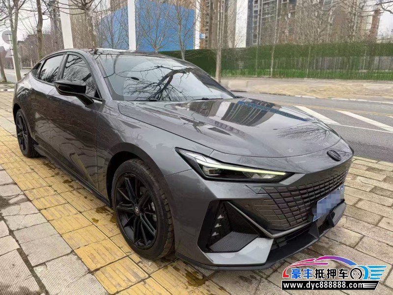 22年长安长安UNI轿车抵押车出售