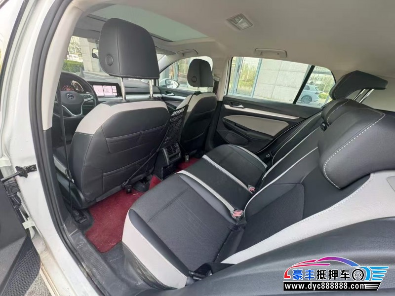 24年大众高尔夫轿车抵押车出售