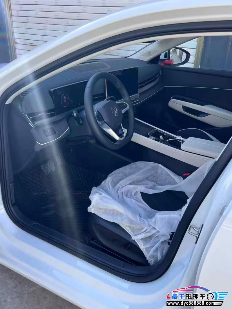 26年大众速腾轿车抵押车出售