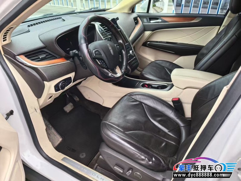 16年林肯MKC轿车抵押车出售