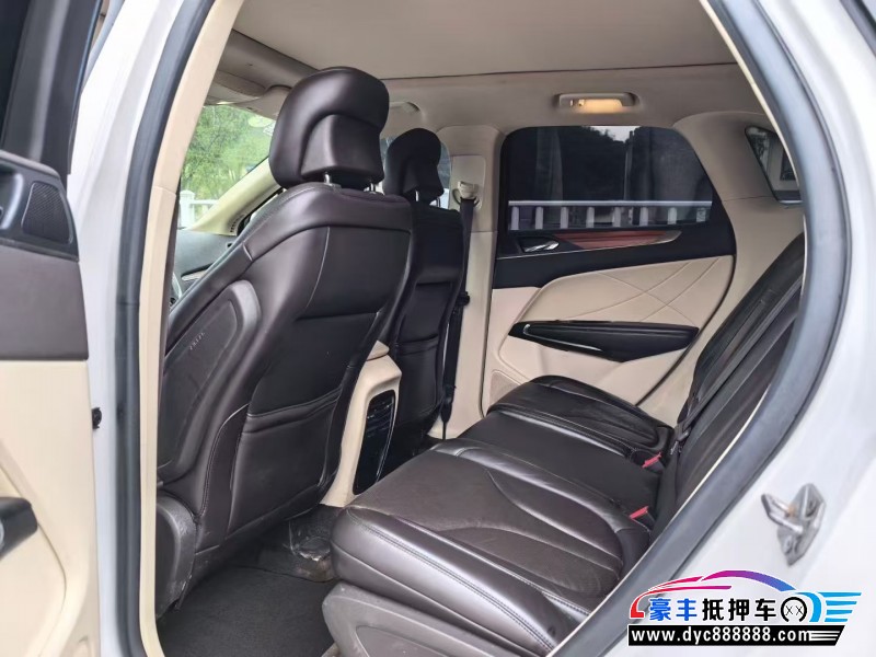 16年林肯MKC轿车抵押车出售