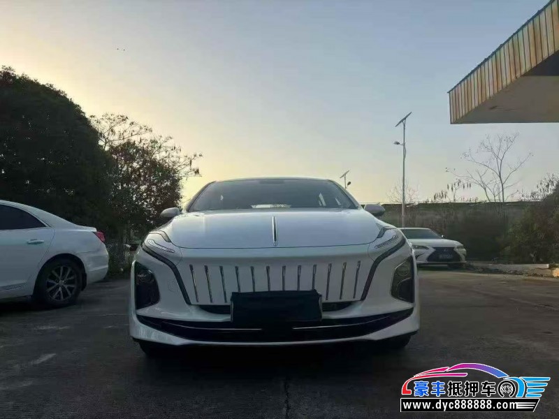 抵押车出售26年红旗EQM5轿车