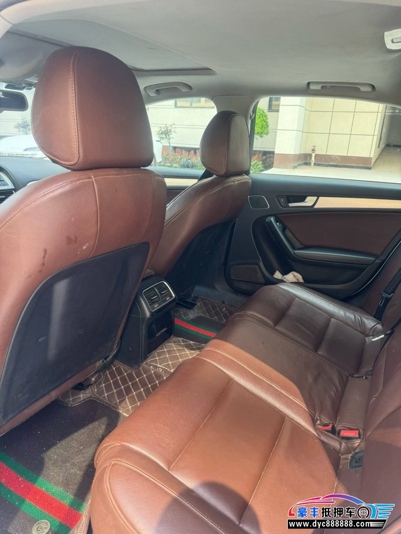 16年奥迪A4L轿车抵押车出售