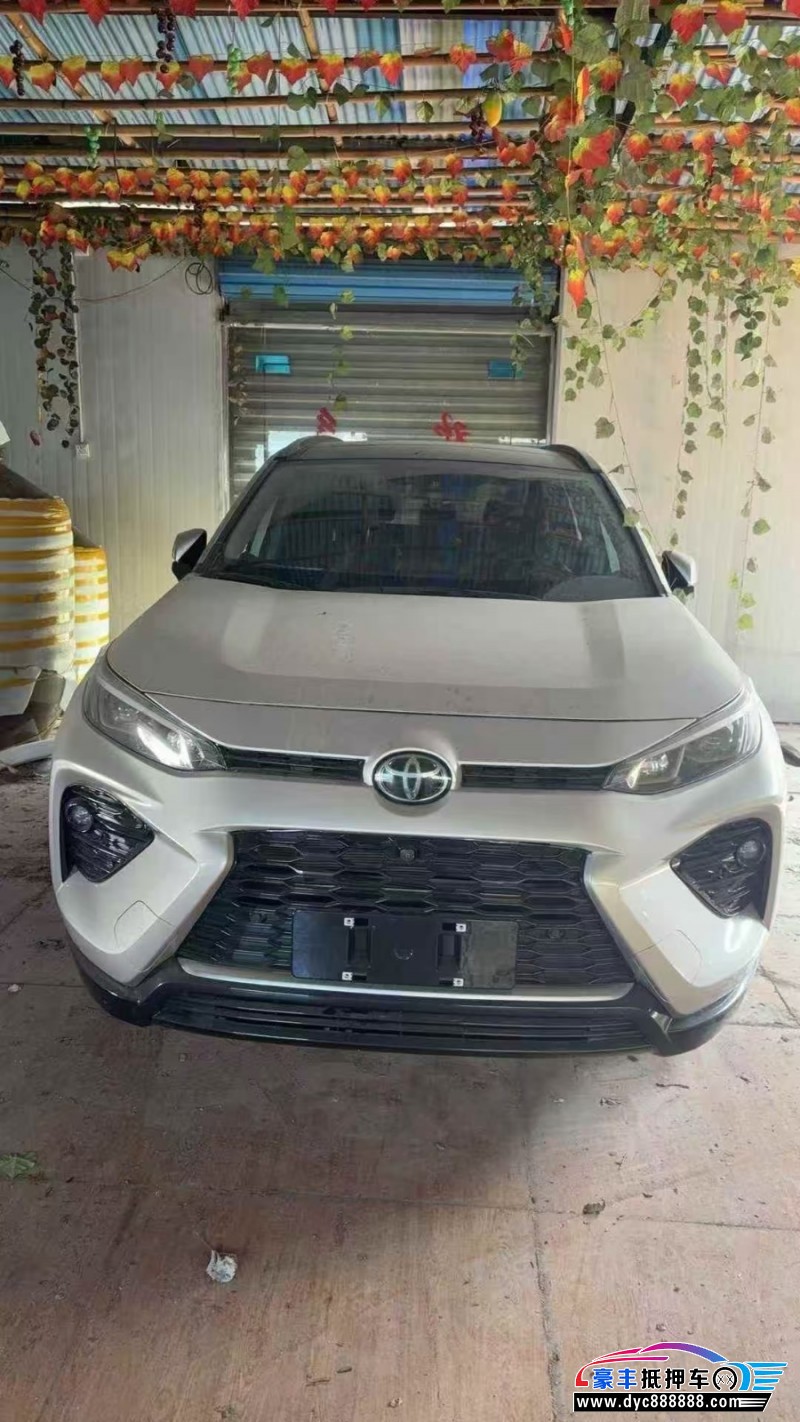 抵押车出售24年丰田威兰达轿车