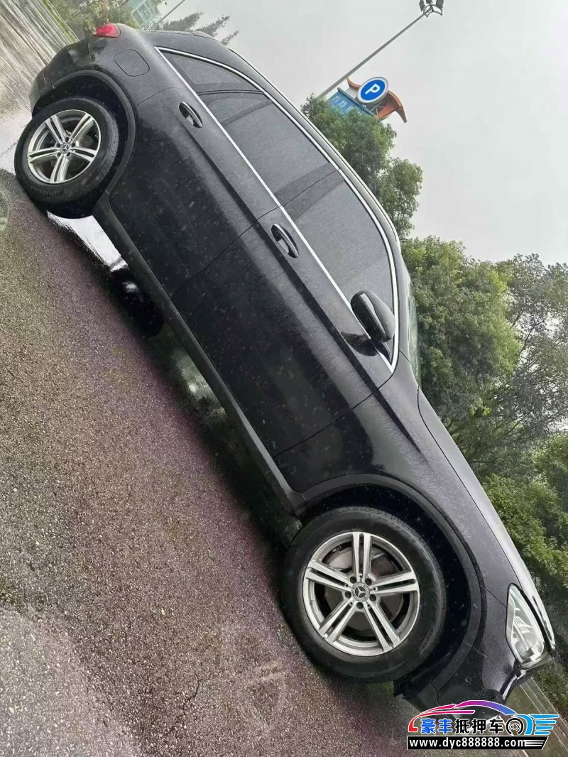 21年奔驰GLC轿车抵押车出售