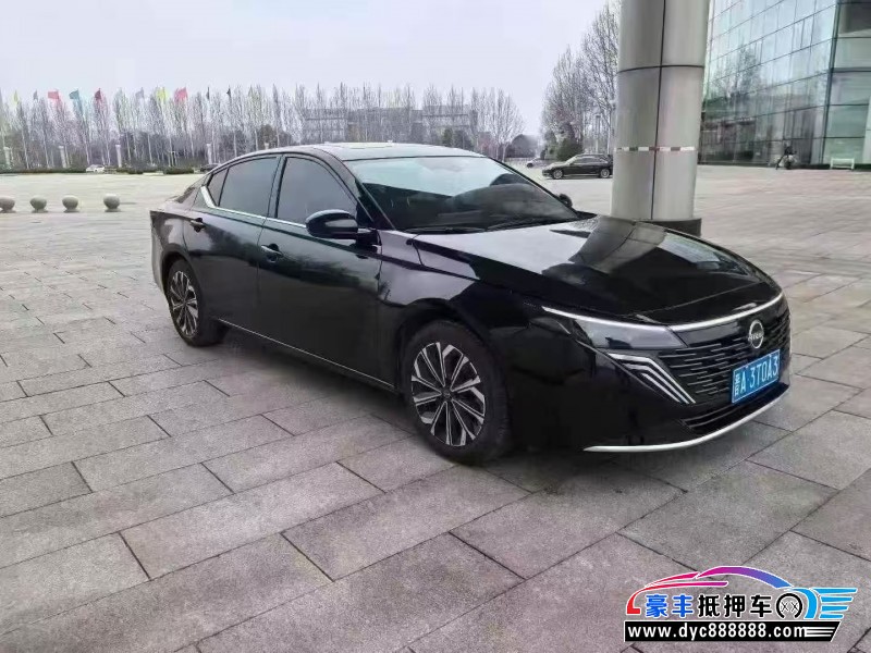 26年日产天籁轿车抵押车出售