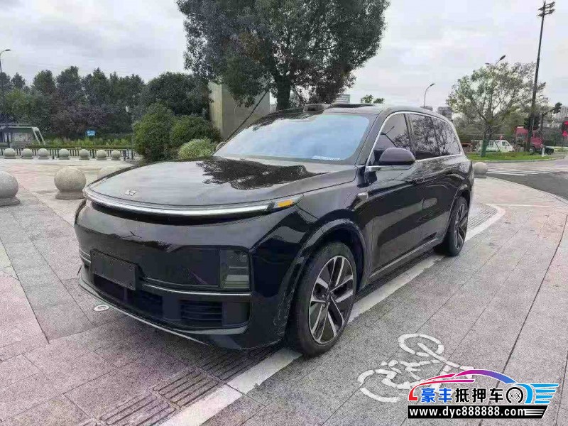 23年理想L9轿车抵押车出售