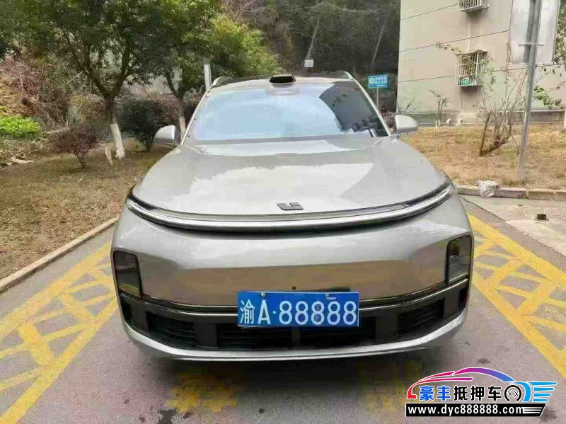 23年理想L9轿车抵押车出售