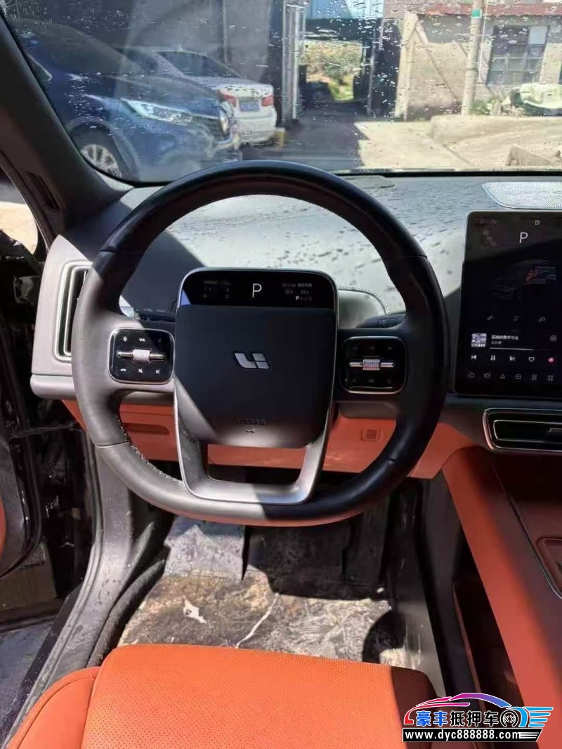 24年理想L9轿车抵押车出售