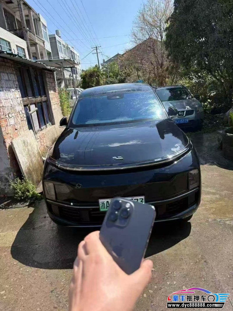 24年理想L9轿车抵押车出售