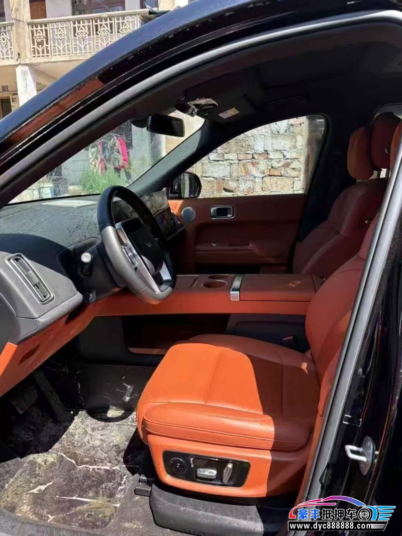 24年理想L9轿车抵押车出售