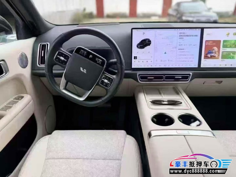 25年理想L9轿车抵押车出售