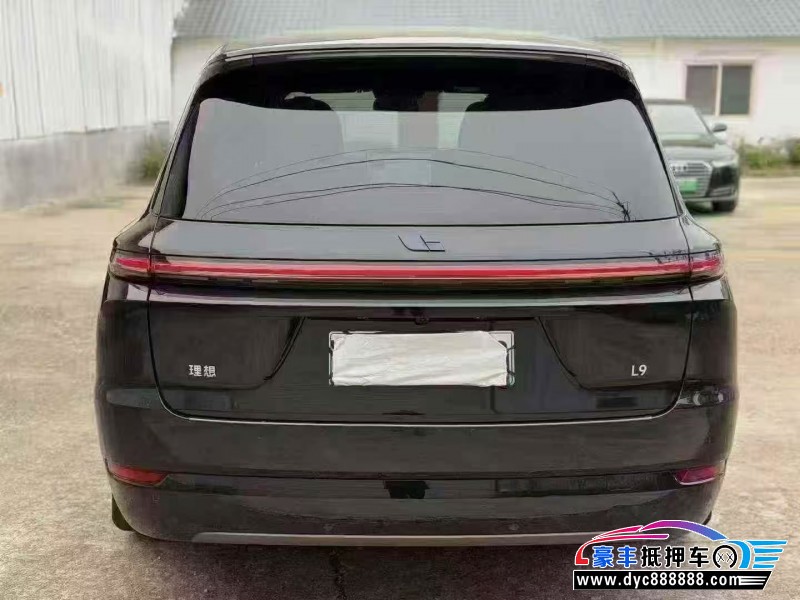 25年理想L9轿车抵押车出售