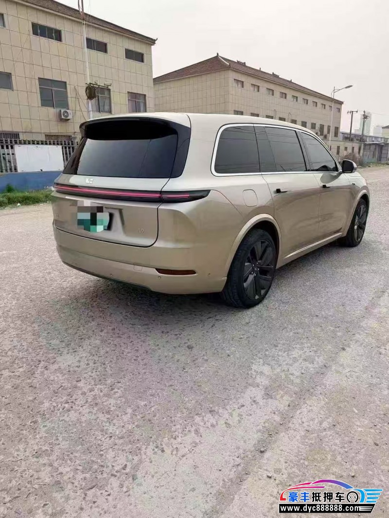 23年理想L9轿车抵押车出售