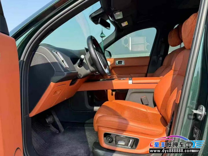 23年理想L9轿车抵押车出售