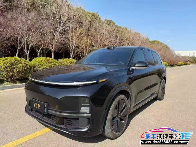 23年理想L9轿车抵押车出售