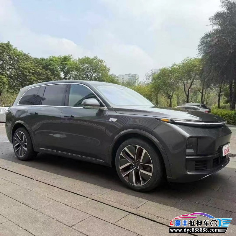 23年理想L9轿车抵押车出售