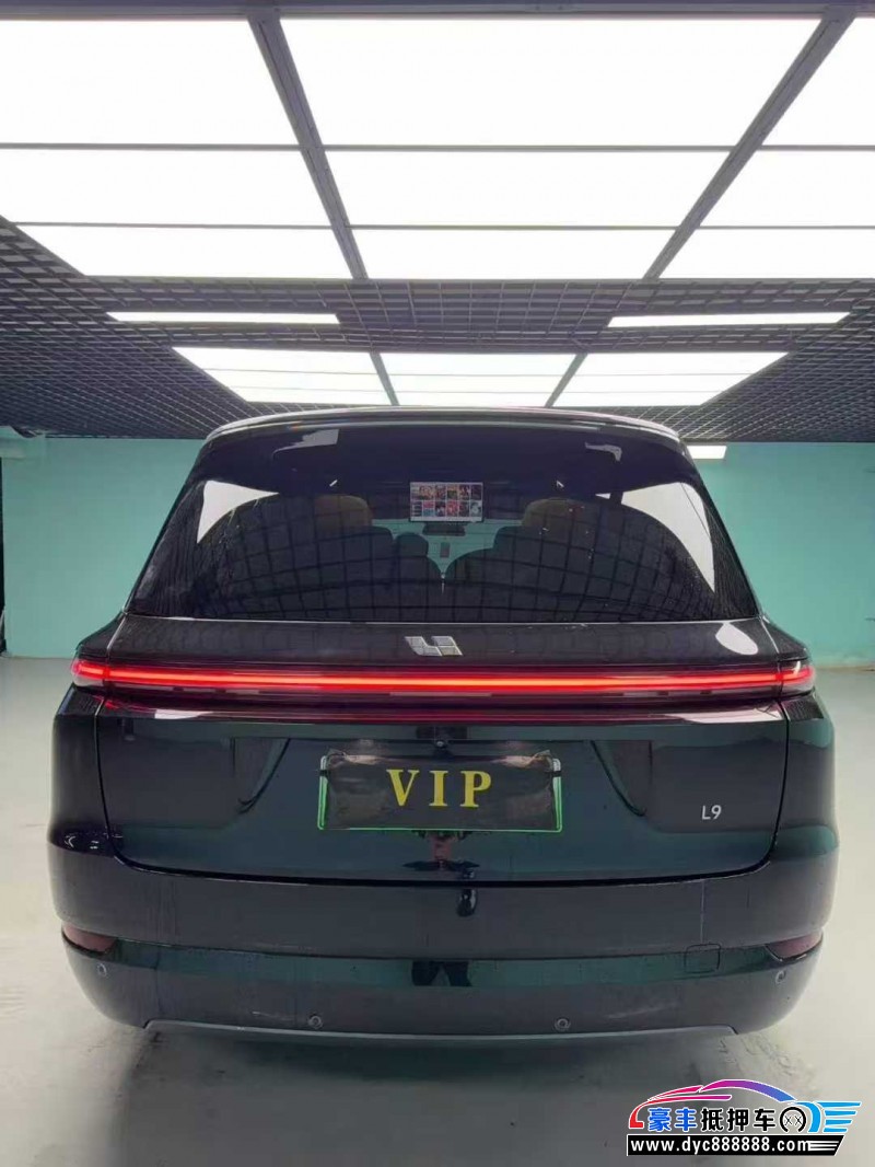 22年理想L9轿车抵押车出售