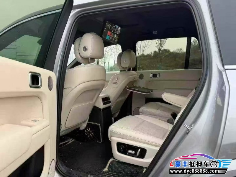 22年理想L9轿车抵押车出售