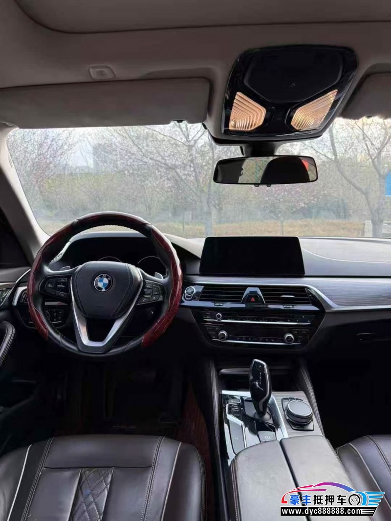 18年宝马5系轿车抵押车出售