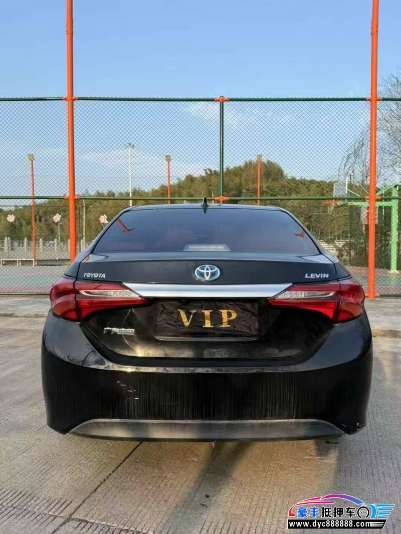 19年丰田雷凌轿车抵押车出售