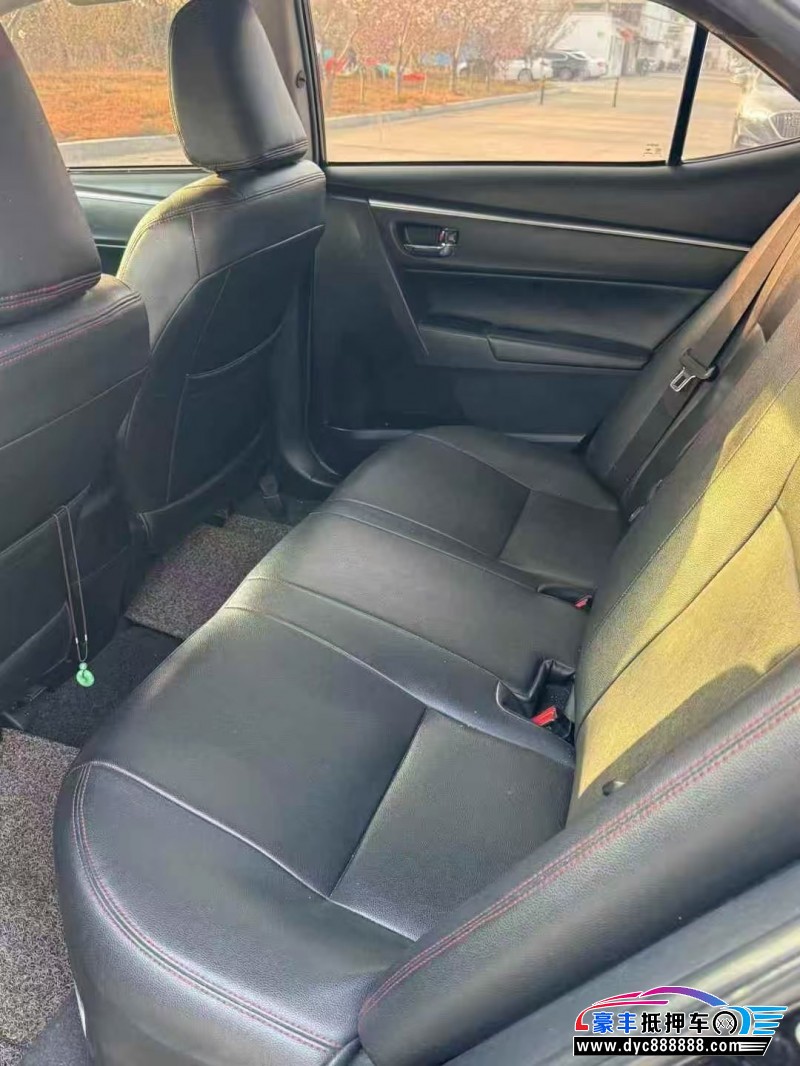 19年丰田雷凌轿车抵押车出售