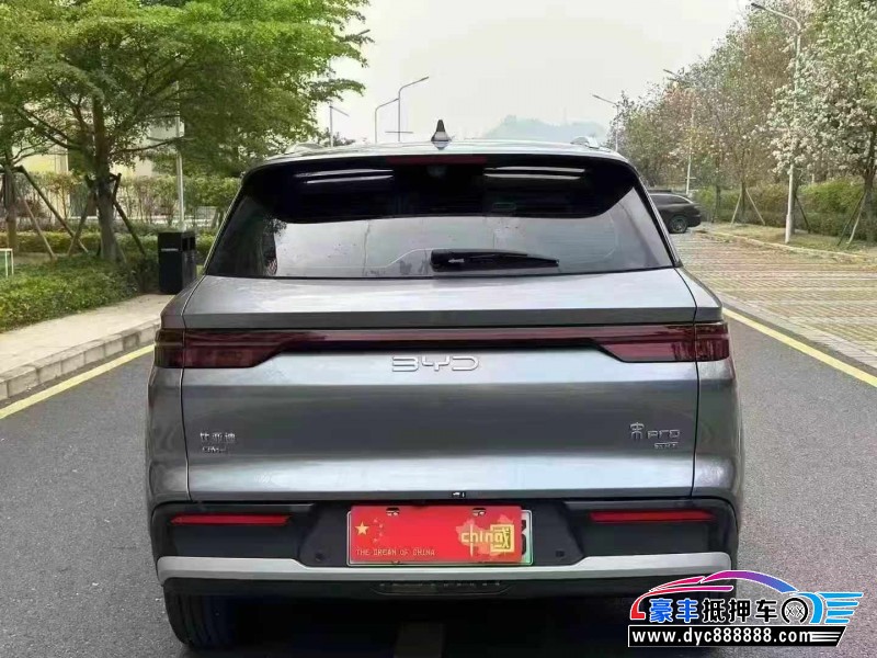 25年比亚迪宋轿车抵押车出售