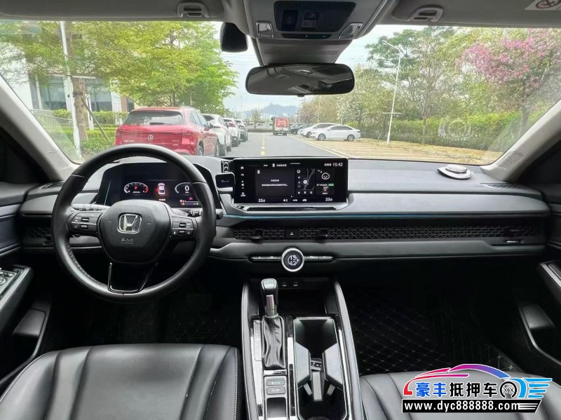 23年本田雅阁轿车抵押车出售