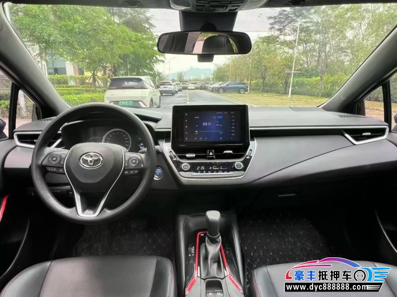 22年丰田雷凌轿车抵押车出售