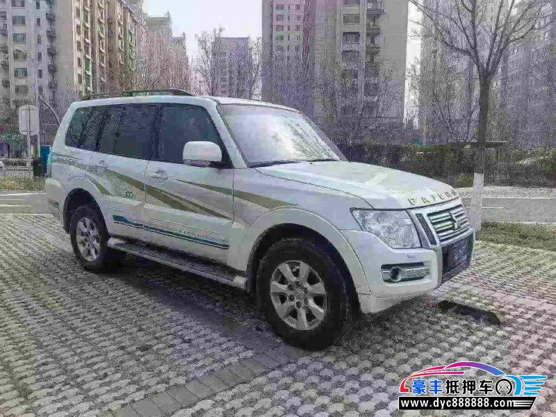 19年三菱帕杰罗轿车抵押车出售