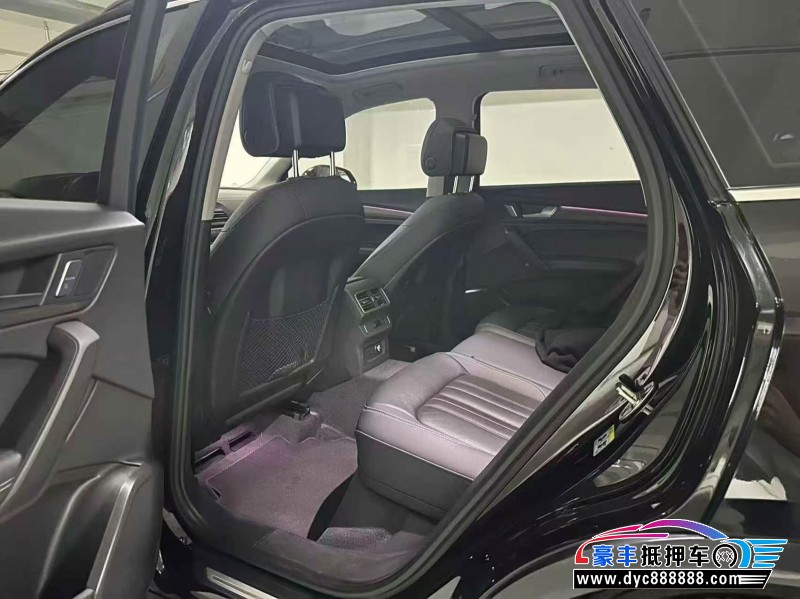 23年奥迪Q5轿车抵押车出售