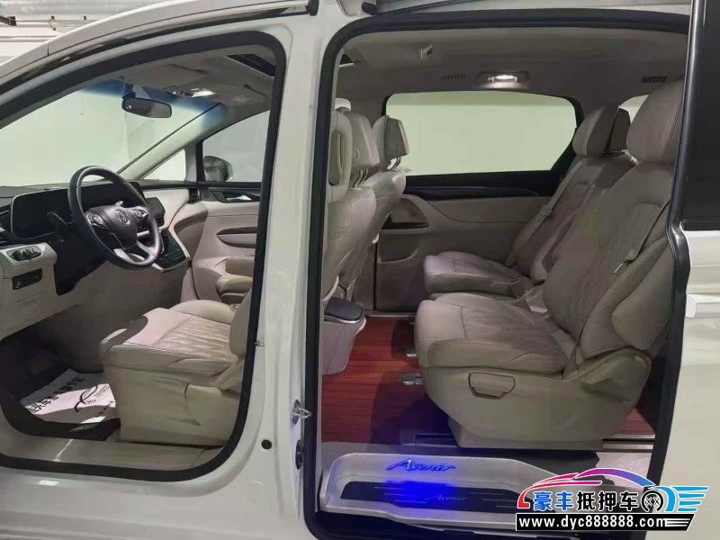 23年别克GL8轿车抵押车出售