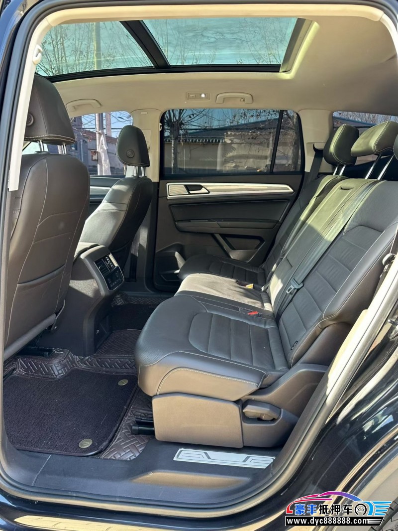 21年大众途昂轿车抵押车出售