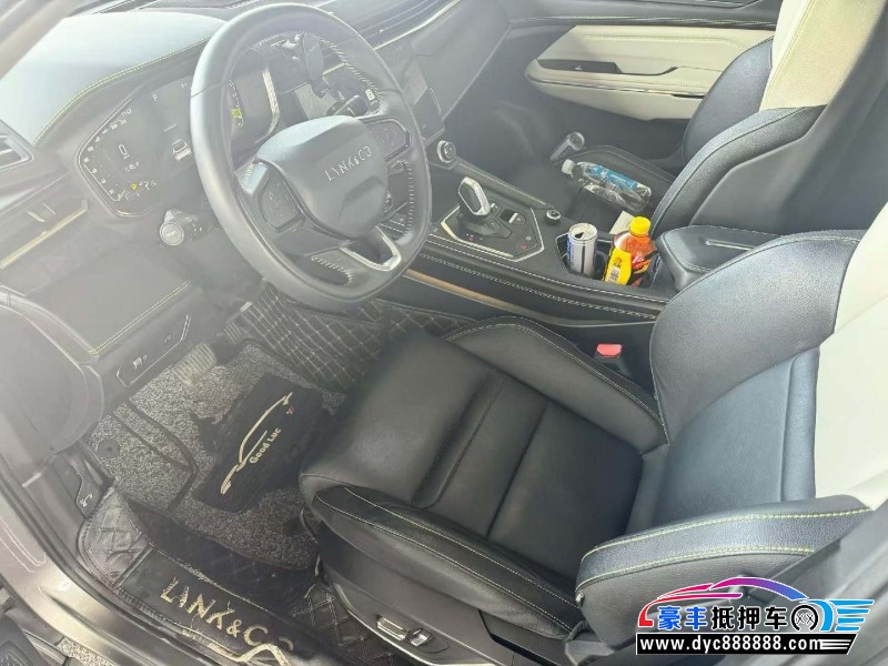 21年领克05轿车抵押车出售