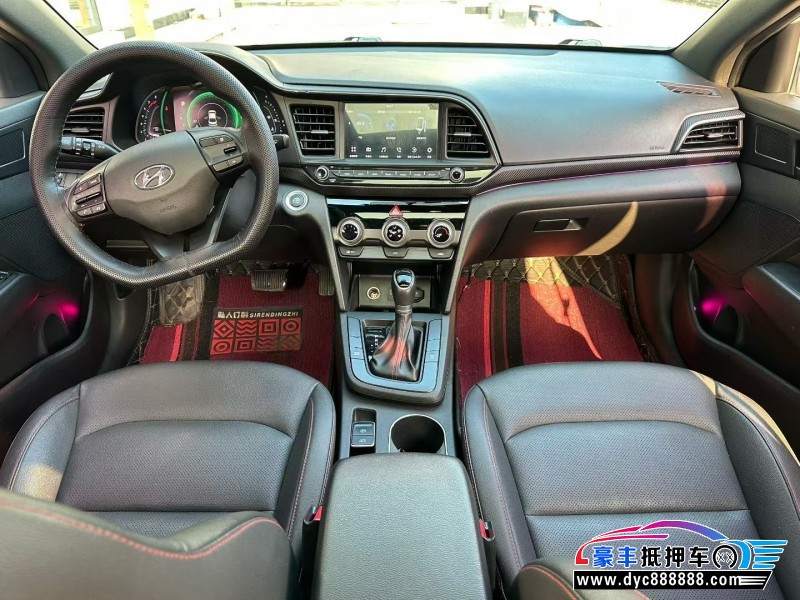 20年现代领动轿车抵押车出售