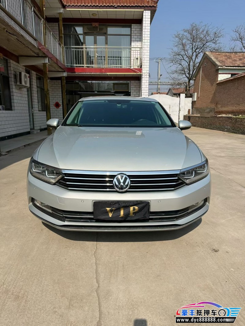 19年大众迈腾轿车抵押车出售