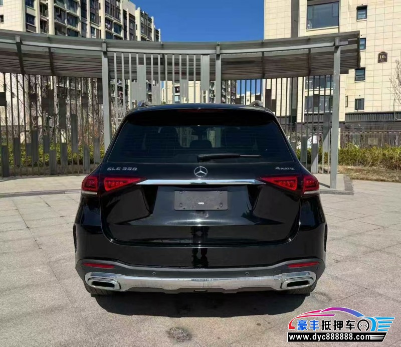 21年奔驰GLE轿车抵押车出售