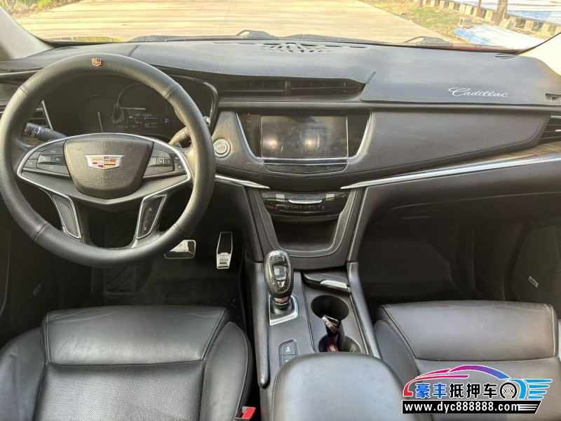 16年凯迪拉克XT5轿车抵押车出售